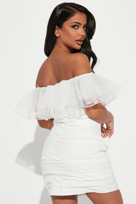 Fashion nova off the shoulder white dress clearance