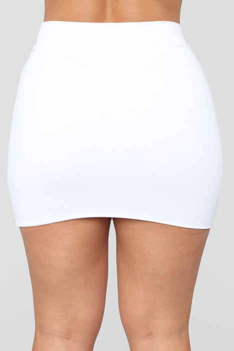 Fashion nova white mini skirt cheap