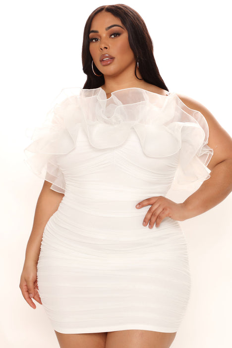 Fashion nova hotsell plus white dress