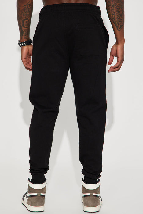 Savage sweatpants best sale fashion nova