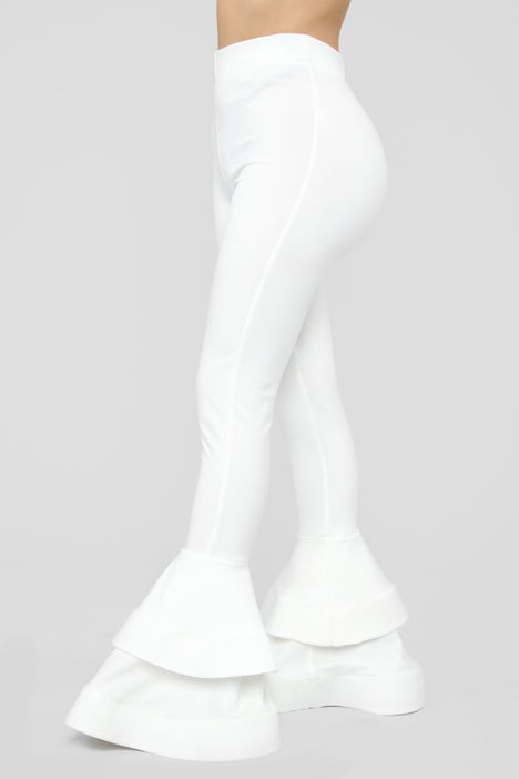 White ruffle shop leggings