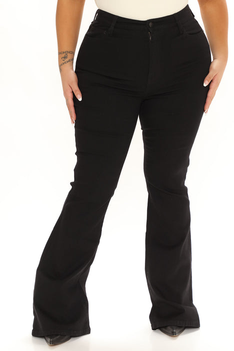 Calça sarja cheap preta flare