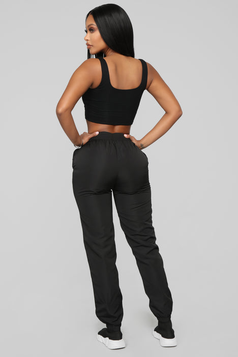 Fashion nova best sale windbreaker pants