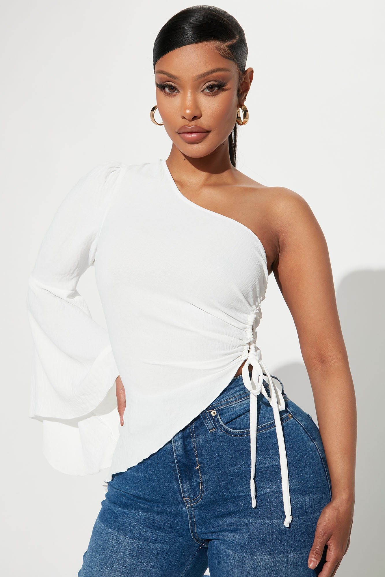 One shoulder clearance top style