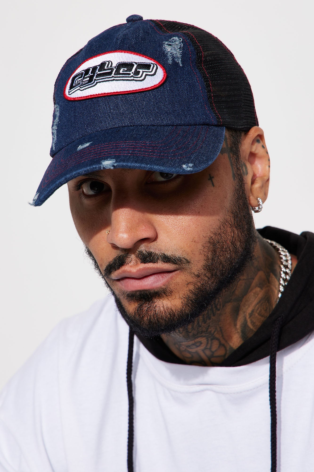 Denim trucker shop hat
