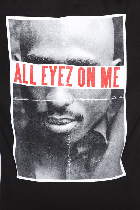 All eyez hotsell on me hoodie