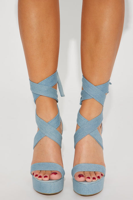 Fashion nova plot twist sale heel