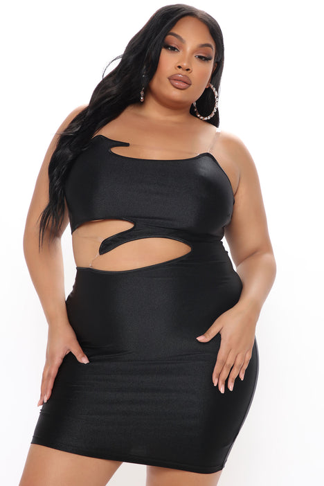 Fashion nova cut out hotsell dress