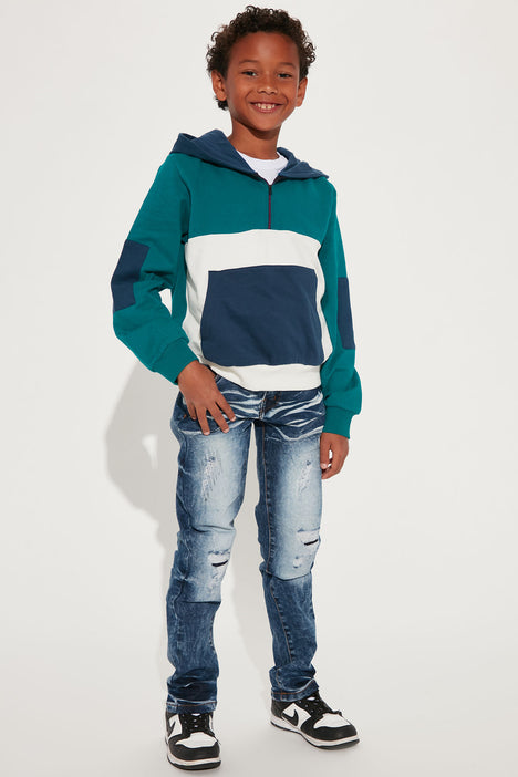 Skinny jeans hotsell and hoodie