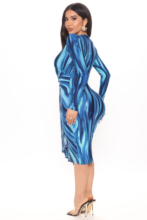 Anything But Subtle Long Sleeve Midi Dress Blue combo Fashion