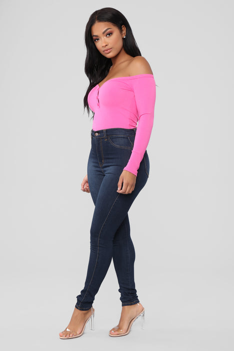 Off shoulder hotsell top fashion nova