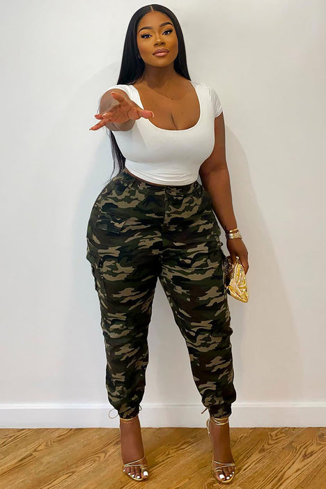 Plus size deals camo joggers