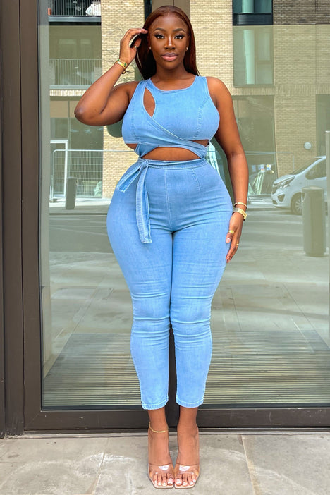 Fashion nova hotsell plus size jumpers