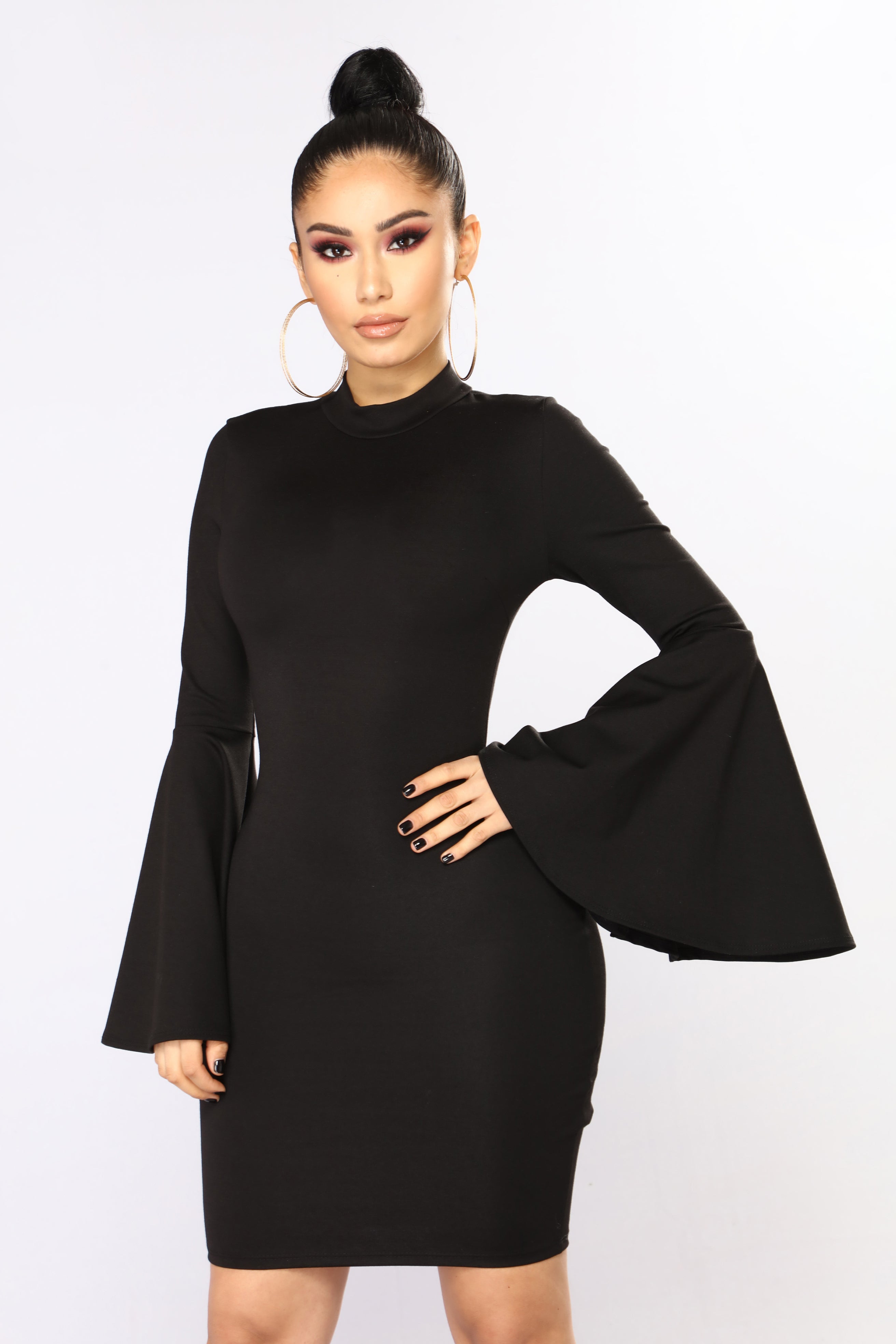 Carys Bell Sleeve Dress - Black
