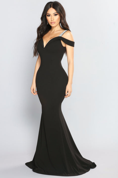 Fashion nova black formal dresses discount