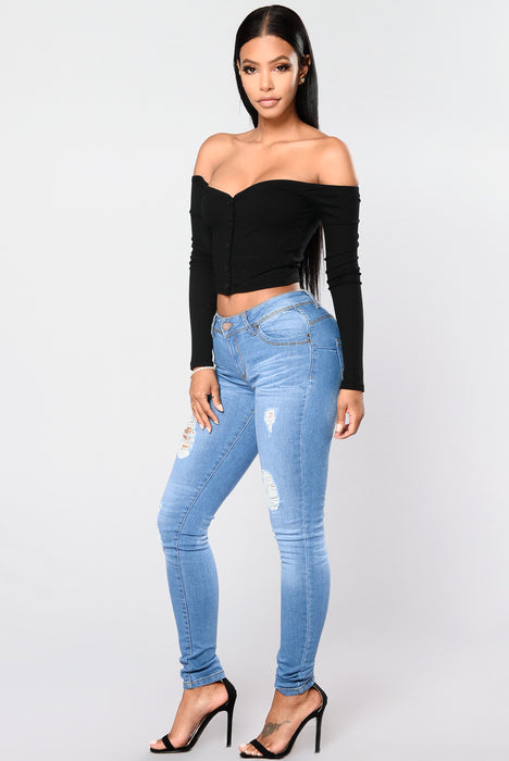 Talk That Talk Off Shoulder Top Black