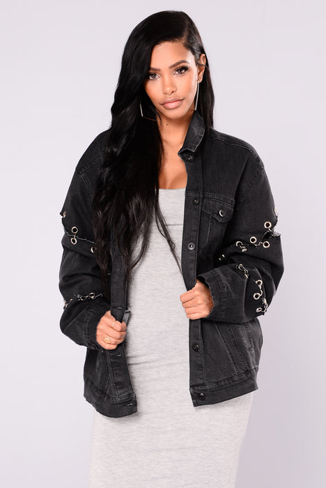 Black denim sales jacket fashion nova