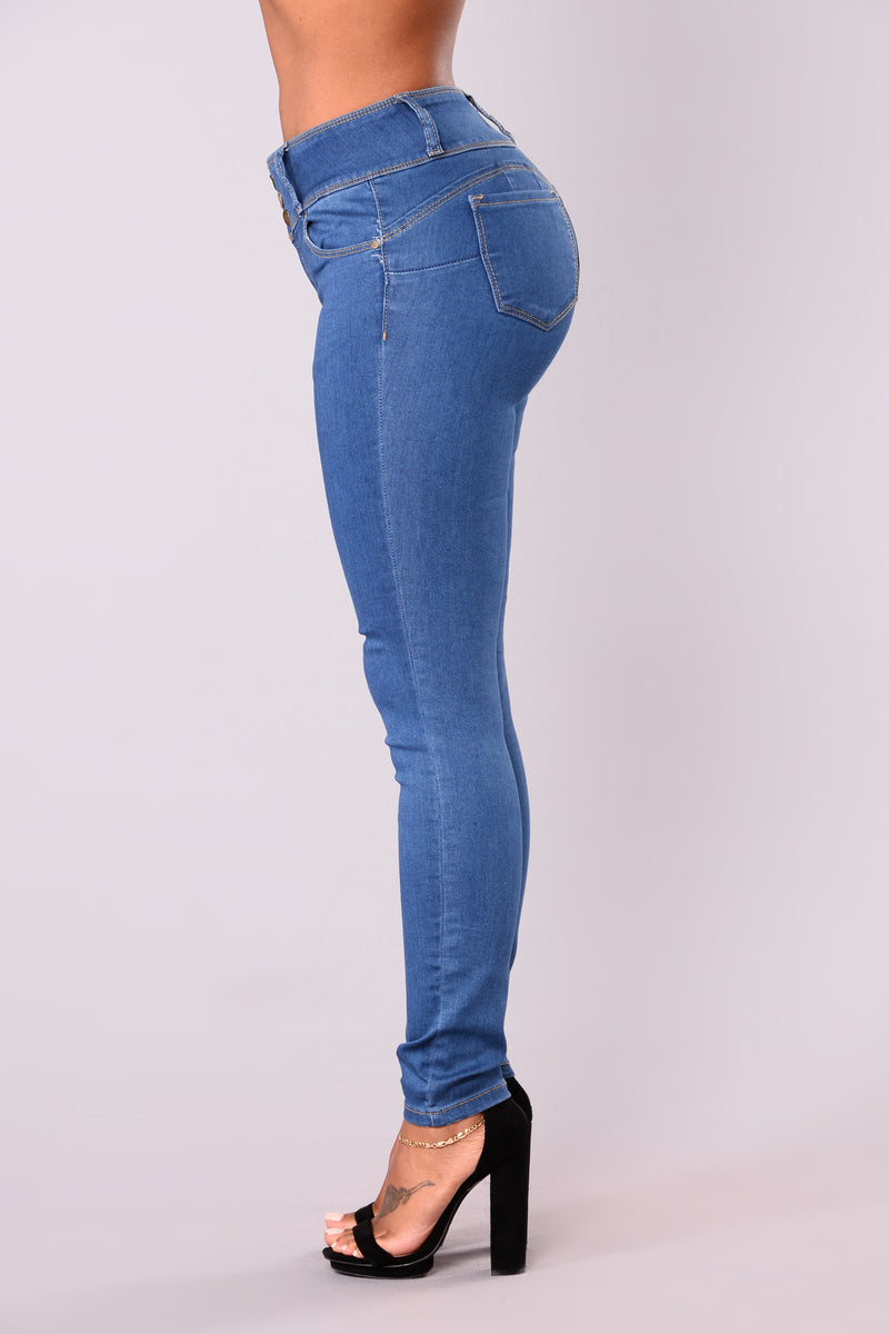 Round Of Applause Booty Shaped Jeans - Medium | Fashion Nova, Jeans ...