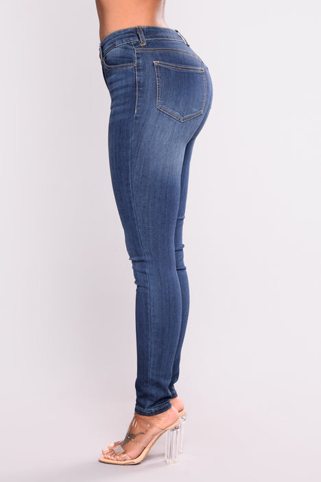 Ezra skinny jeans discount fashion nova