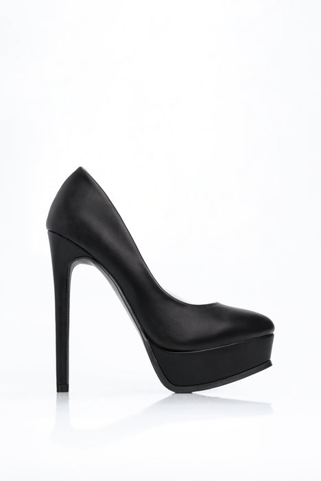 Pumped Up Heel Black