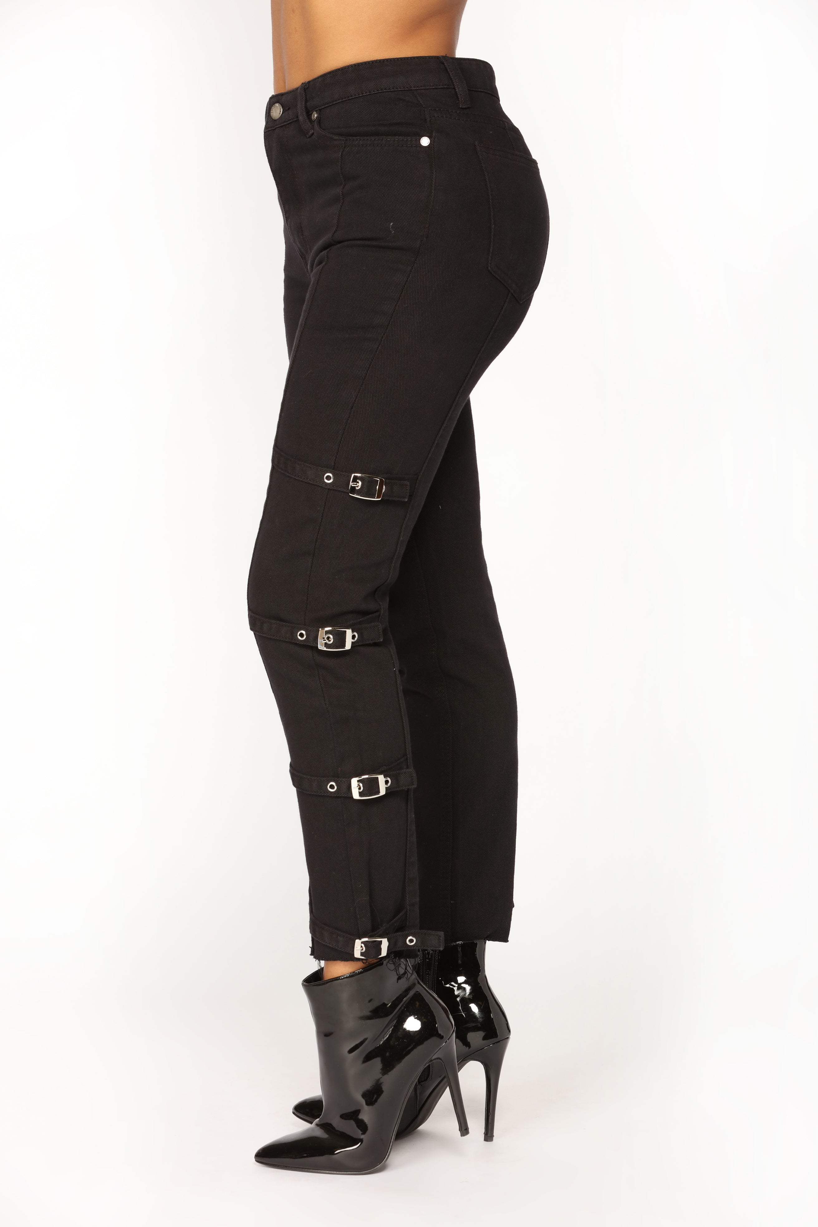 Buckle boyfriend deals jeans