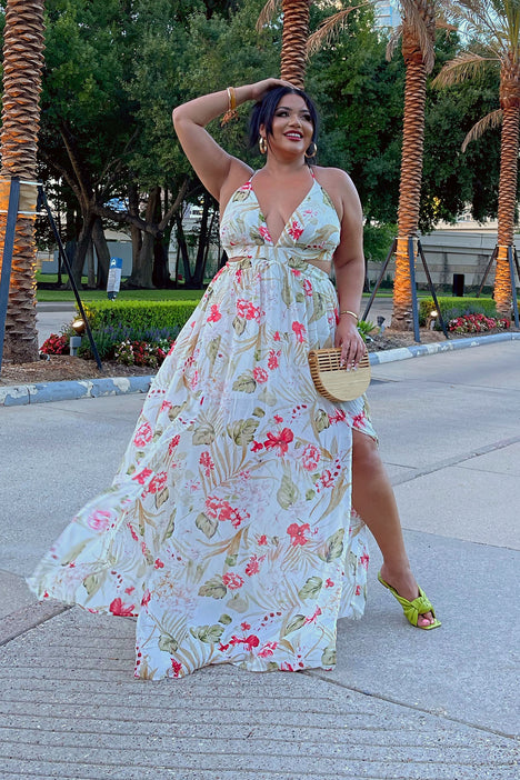 Fashion nova shop plus maxi dress