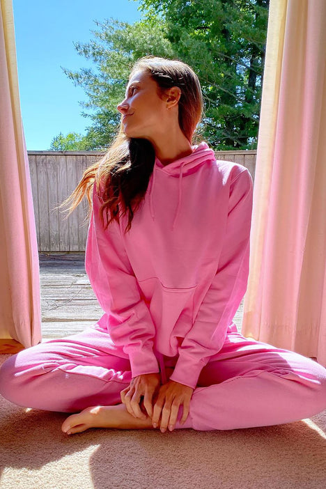 Fashion nova outlet pink hoodie
