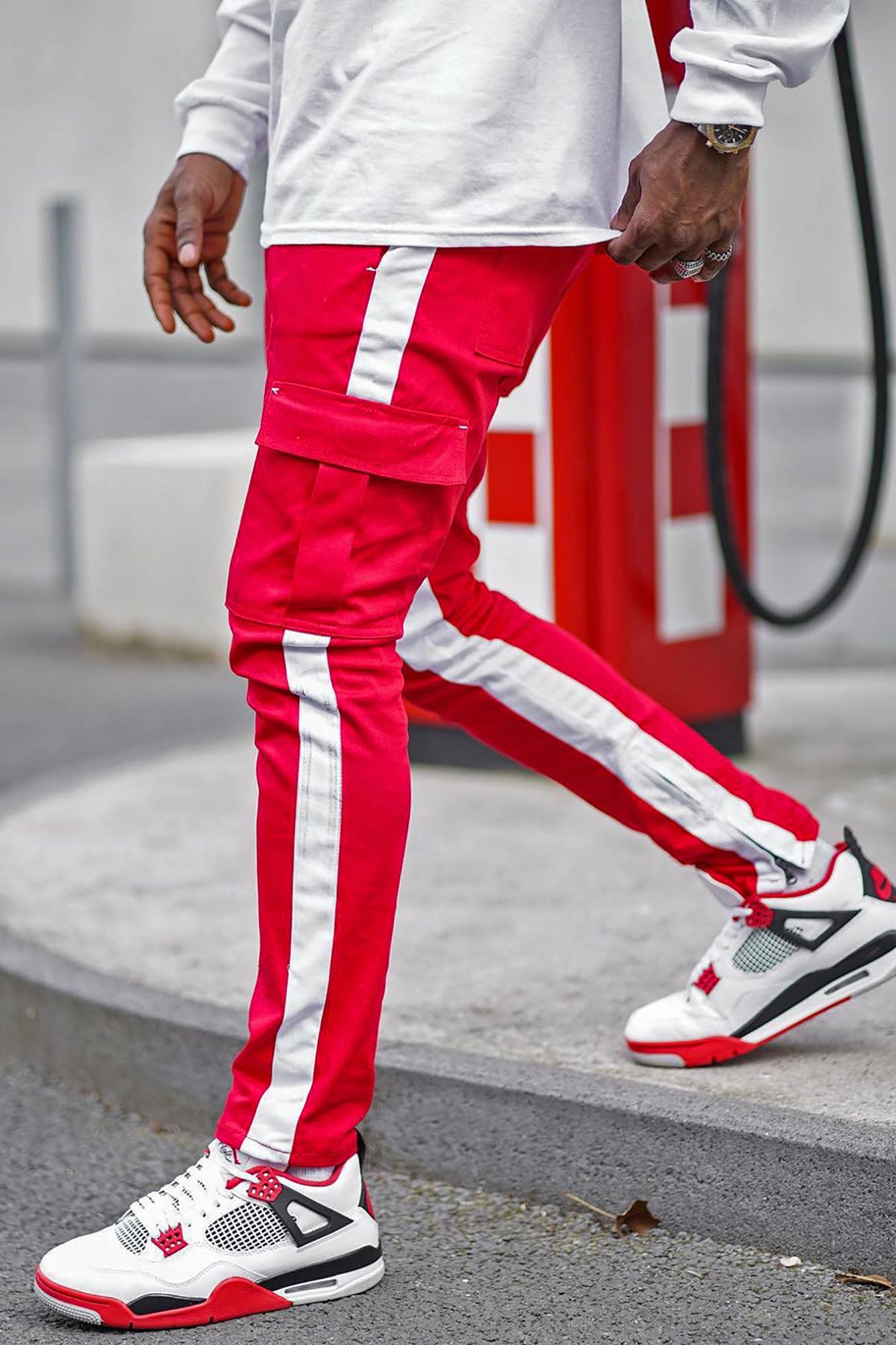 Red and white cargo best sale pants