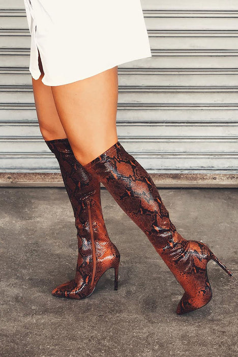 Fashion nova snake boots hot sale